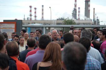 Plenário na refinaria do Porto, com o Secretário-geral da CGTP-IN, durante a greve de 17 a 19 de Setembro de 2012  20180123Petrogal arquivo 2012